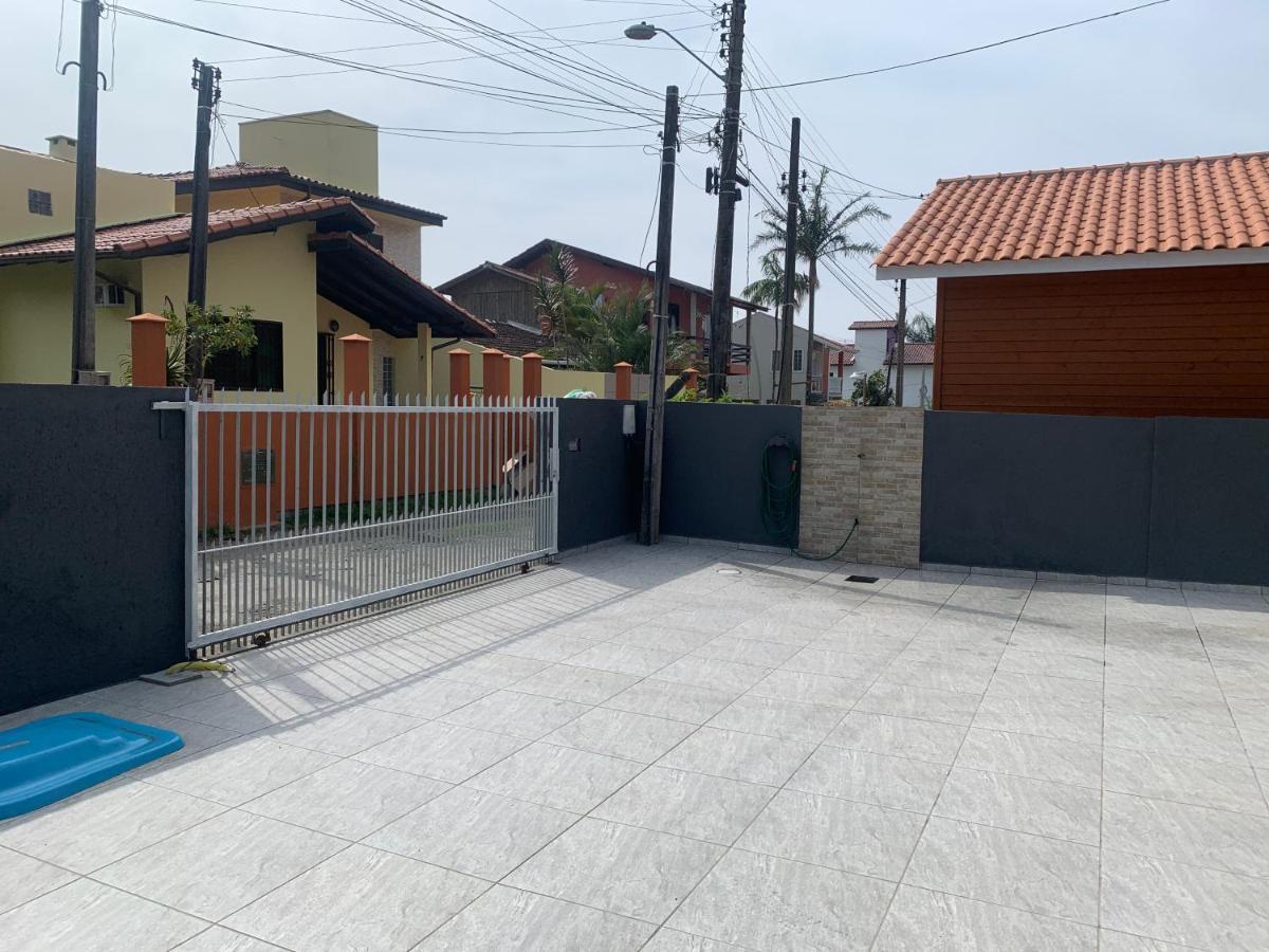 הוילה Florianópolis Casa De Temporada No Sul Da Ilha Com Piscina מראה חיצוני תמונה